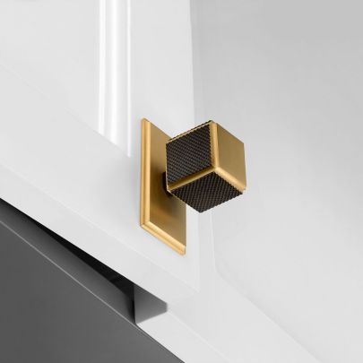 The image shown below is Split Black and Satin Brass with Satin Brass Back Plate finish