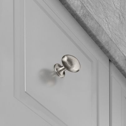 The image shown below is Hammered over Brush Nickel finish