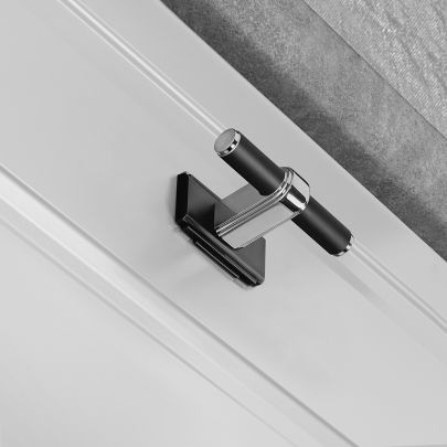 The image shown below is Split Black and Chrome with Black Back Plate finish